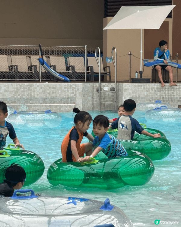 今年6月尾去了海洋公園水上樂園玩，玩了一天好開心