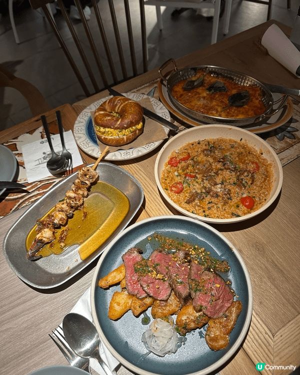 十分推介的一間餐廳，位於銅鑼灣的「UURO」，無論環境食物都...