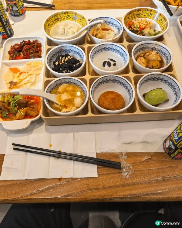 以上是成都，去了熊貓館參觀熊貓，仲有當地嘅成都特色美食，很值...