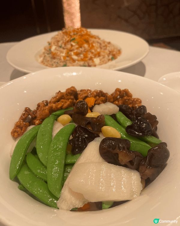 位於富豪九龍酒店的富豪軒，高質中菜，環境安靜、優美。菜式我推...