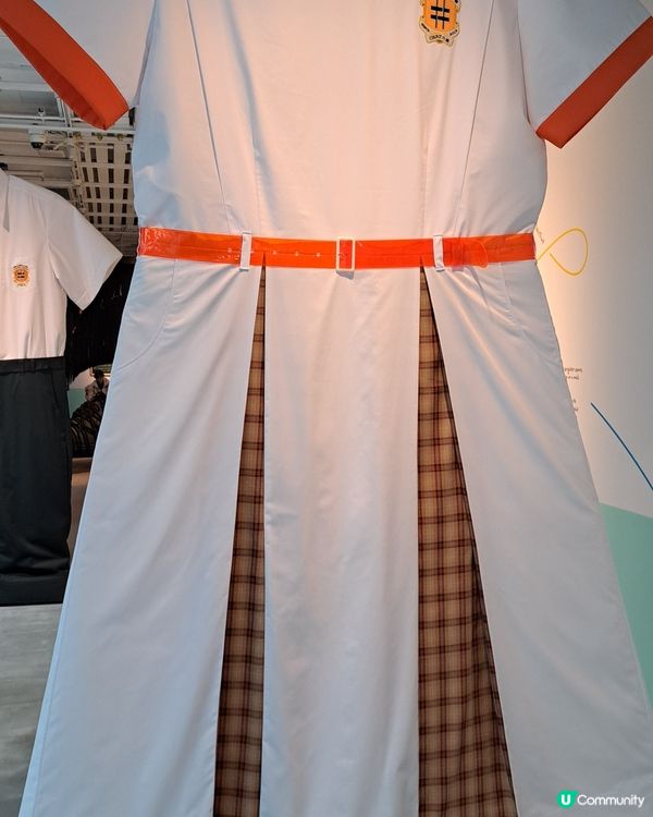 巨人校服