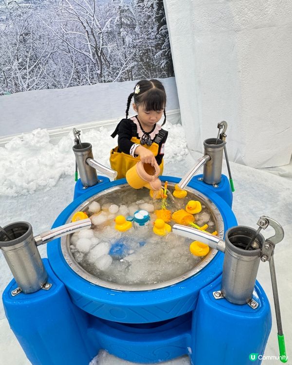 香港都可以玩雪啦！超正！☃️