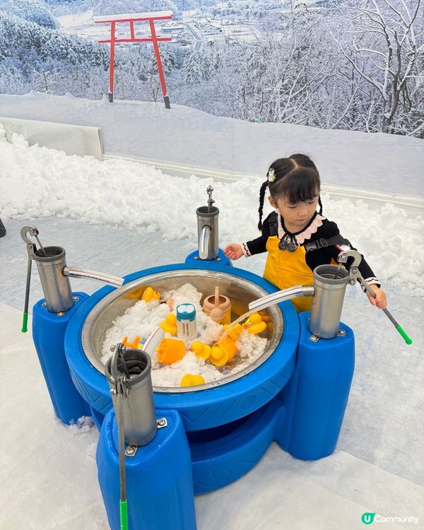 香港都可以玩雪啦！超正！☃️