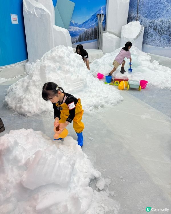 香港都可以玩雪啦！超正！☃️