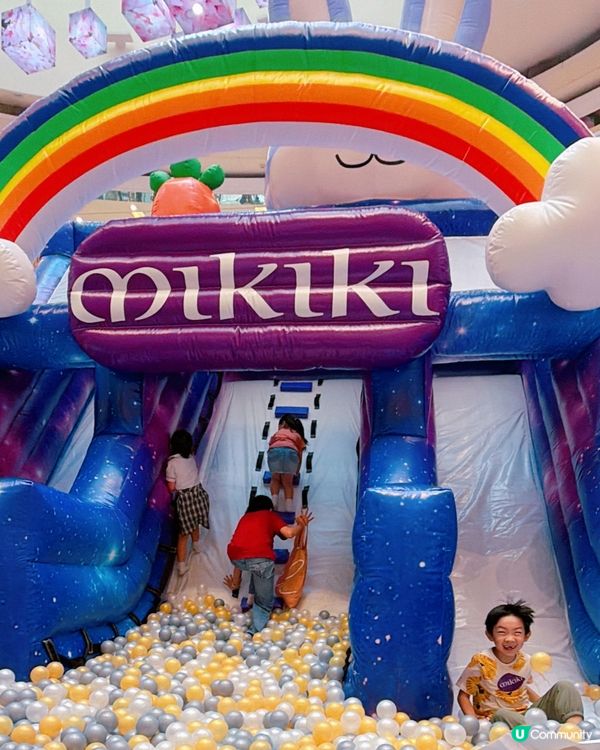 玩爆巨型充氣樂園🧸💦 Mikiki x Momoland