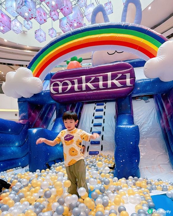 玩爆巨型充氣樂園🧸💦 Mikiki x Momoland