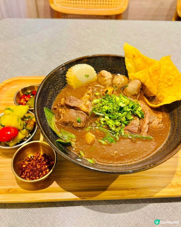 🇹🇭 元朗排隊泰菜名店!｢芭堤雅泰國餐館｣地道泰味 + 爆汁...