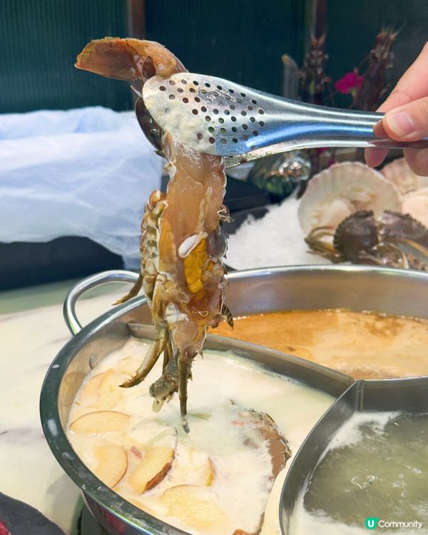 想去尖沙咀食阿爺八鮮鍋好耐,見親人食啲海鮮同火鍋配料都好吸引...