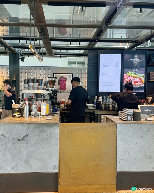✈️ 機場人氣寵兒！精品咖啡+酸種包☕🍞