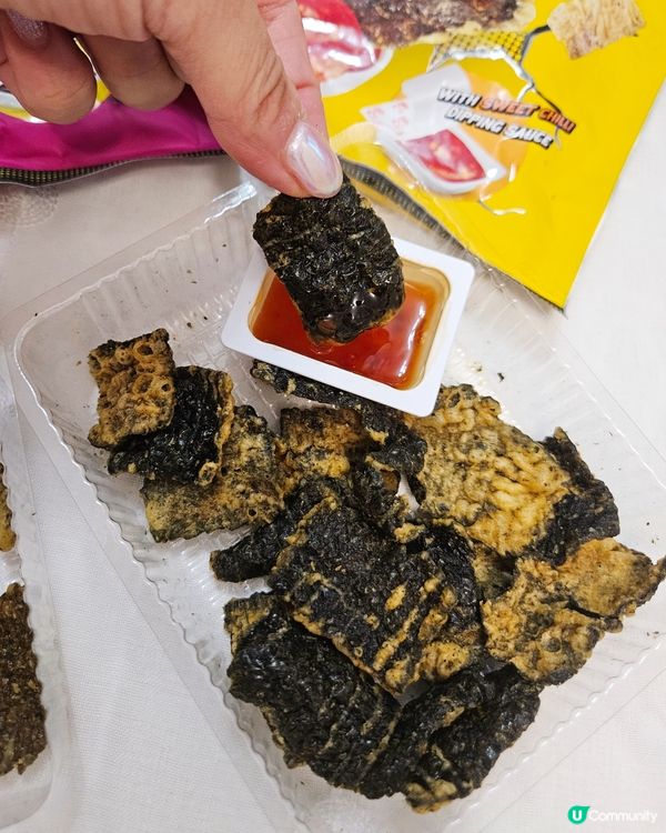 成日買小老板紫菜，佢係泰國人國民級零食 黎架！鍾意佢夠香口薄...