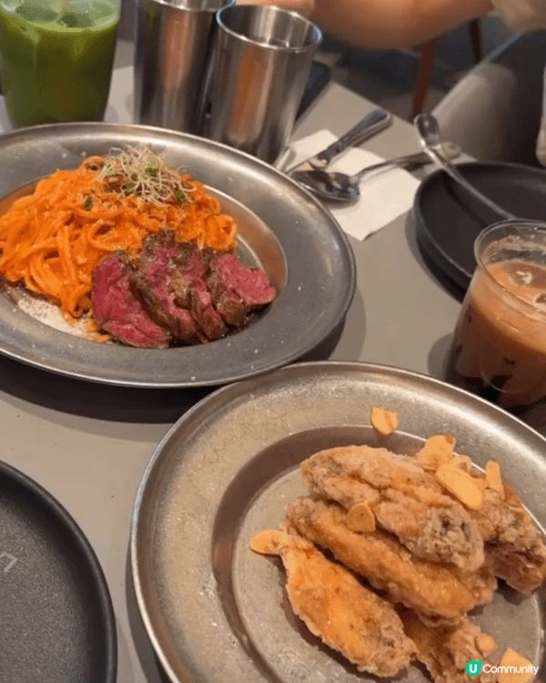 環境超好！適合女生們打卡！食物質素不錯，適合學生去價格超級親...