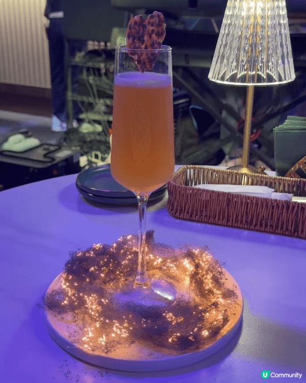 這兩間餐廳都價錢便宜，但食物精緻美味，性價比高，適合genz...