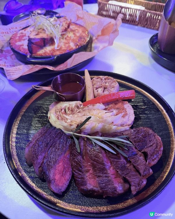 這兩間餐廳都價錢便宜，但食物精緻美味，性價比高，適合genz...