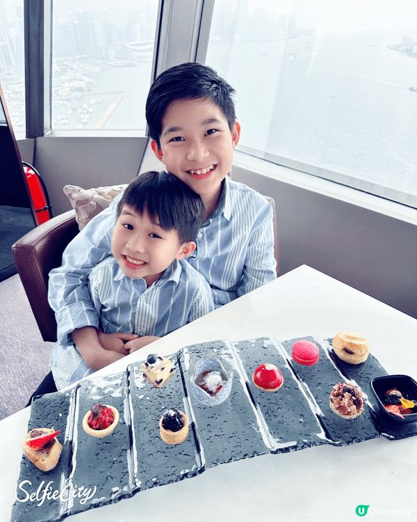 我推介以上的餐廳的原因是環境優美，座位寬敞，打卡一流，食物高...