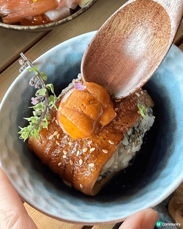 平時最鍾意嘅活動就係周圍去食嘢，中菜，西菜，日本菜等等。因為...
