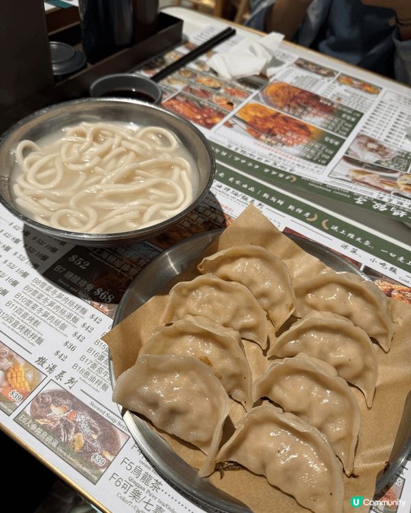 無論甜品定熱食我都中意，最推b仔嘅西米露，勁大碗，水果又多！...