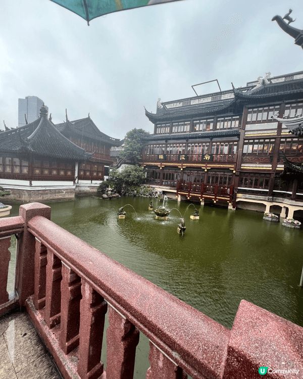 嚟到上海當然要去豫園參觀啦！這座歷史悠久嘅園區，感受吓文化嘅...