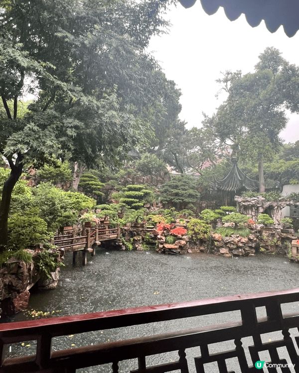 嚟到上海當然要去豫園參觀啦！這座歷史悠久嘅園區，感受吓文化嘅...