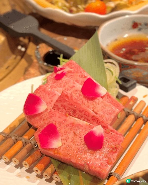 每次想食烤肉都一定諗起驚安燒肉殿堂, 因為$8牛舌實在太抵食...