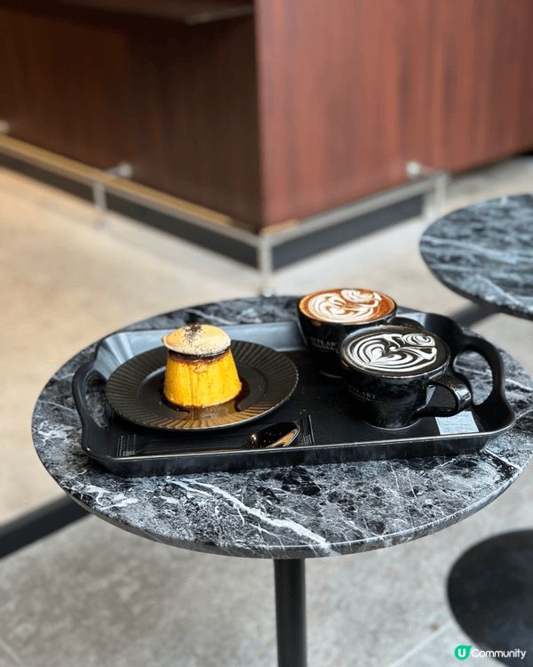 福岡LATTE ART MANIA，暗黑打卡風不需要排隊，咖...