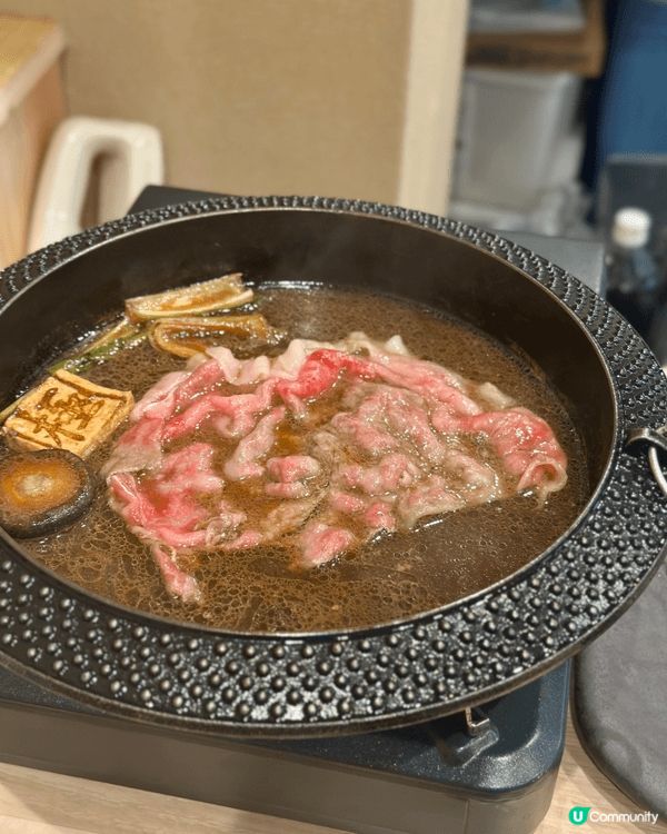 東京池袋的極和牛壽喜燒，有好多款套餐可以用根據自己食量點肉嘅...