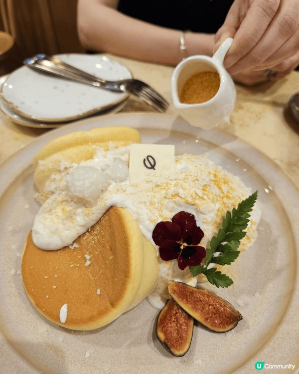 想推介香港一些元素嘅餐廳，坐得舒服無限時，食物質素高端，睇到...