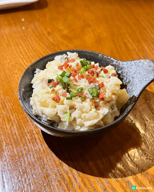 餐廳以香港本土菜式，融合日本居酒屋飲食文化，好似入咗居酒屋，...