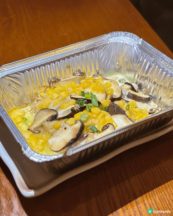 餐廳以香港本土菜式，融合日本居酒屋飲食文化，好似入咗居酒屋，...