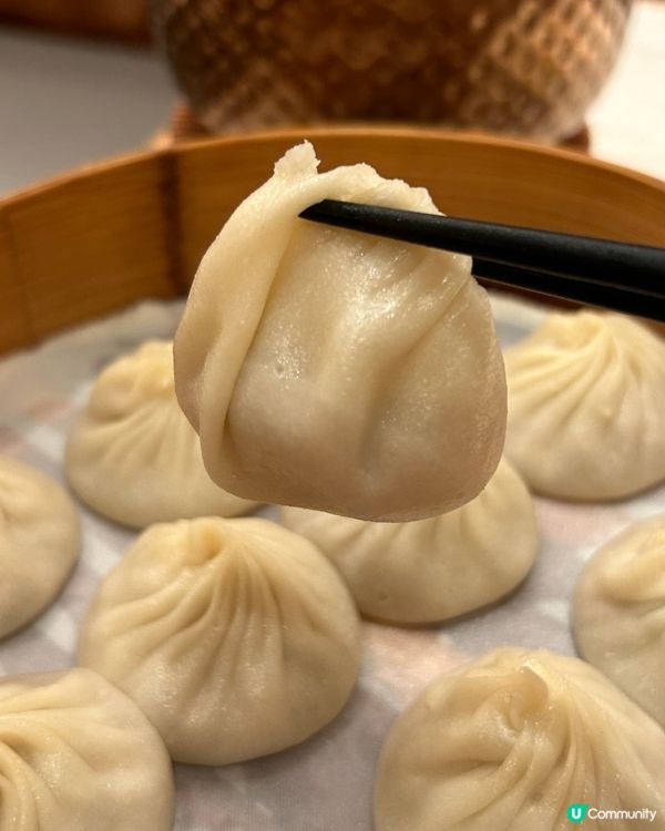 上次午餐去了銅鑼灣的樂天皇朝品嚐精緻點心