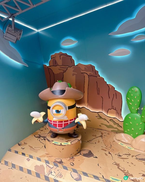 Minions & Monsters 影相打卡