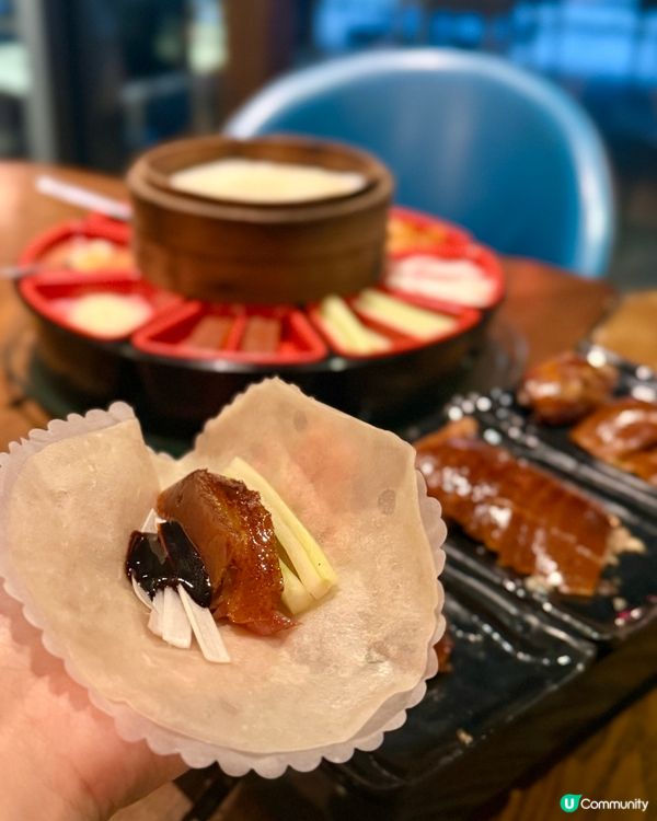 維港畔片皮鴨