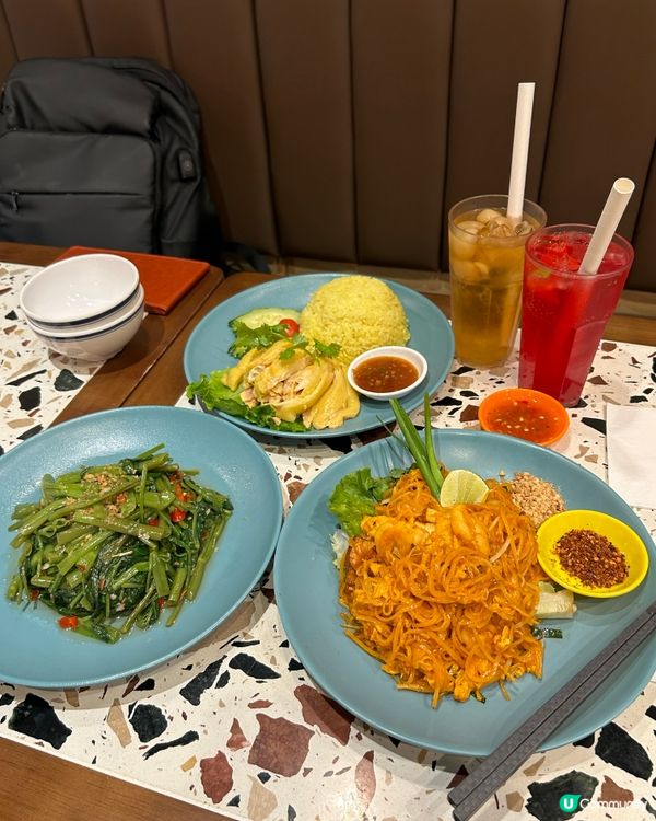 朋友住筲箕灣,鍾情呢間平靚正的泰式餐廳