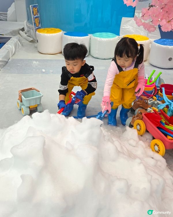炎夏變雪國❄️小朋友玩瘋了！