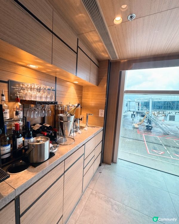 香港機場🛬Plaza Premium Lounge🍷🍽️