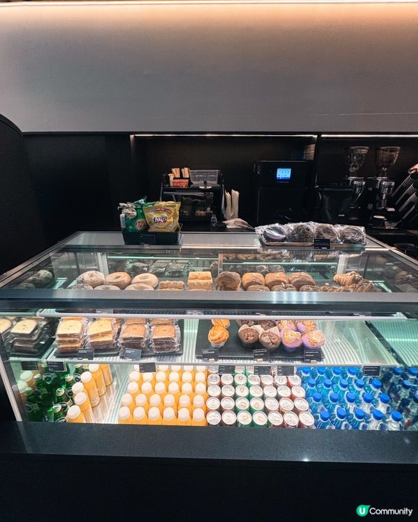 飛前來杯Cafe！☕️ 體驗香港書報攤風情✈️