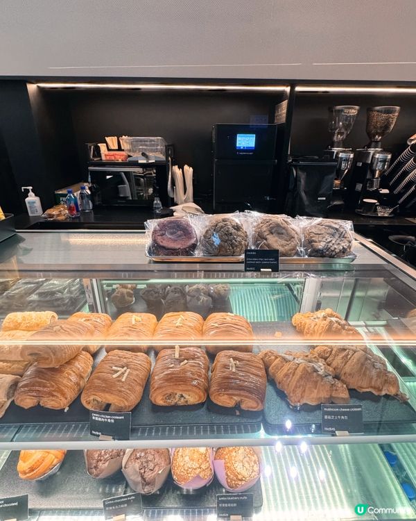 飛前來杯Cafe！☕️ 體驗香港書報攤風情✈️