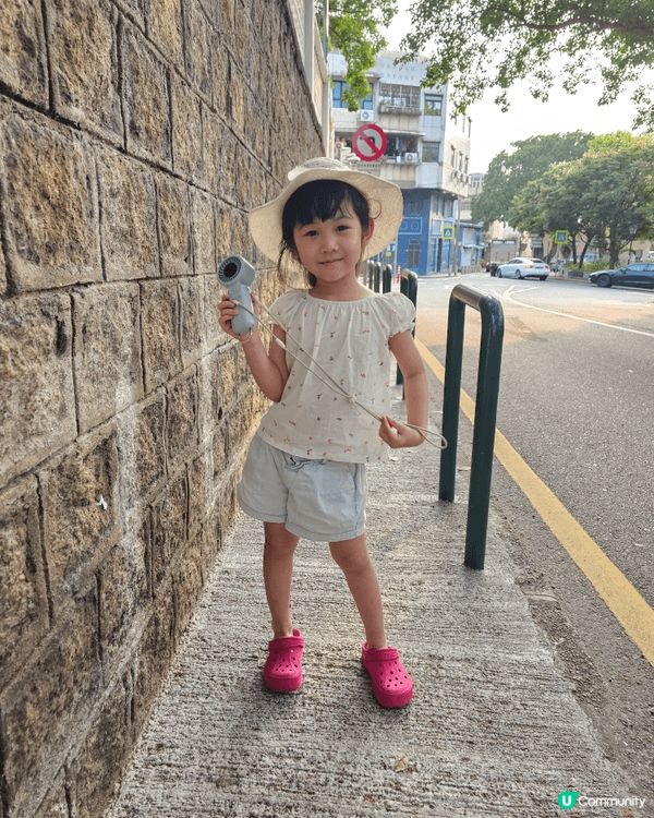 夏天當然要周圍去同陽光玩遊戲，香港同澳門既沙灘都會去，放暑假...