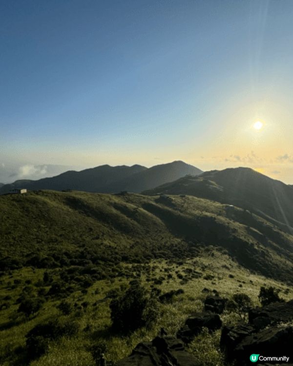 於香港郊野感受山與海的夏日魅力