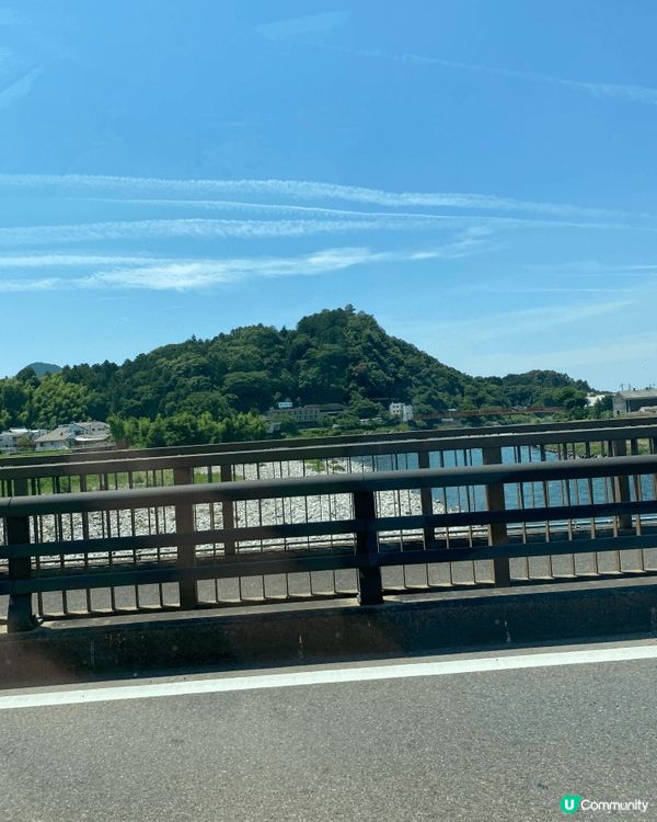 日本油布院鄉郊地方風景優美，夏天還可以到溪邊野餐玩水，日本家...