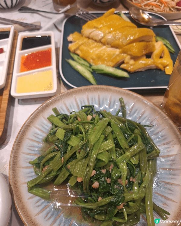 夏日就是要去不同地方吃東西，要吃一些清涼清淡的東西，例如壽司...