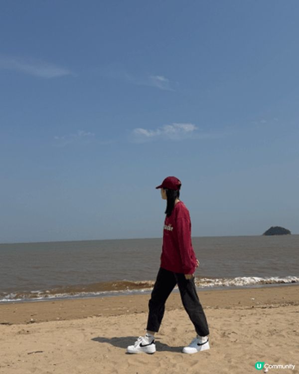 珠海唐家湾沙灘，綿長海岸線視野開闊，人少清靜，晴天臨海超好拍...