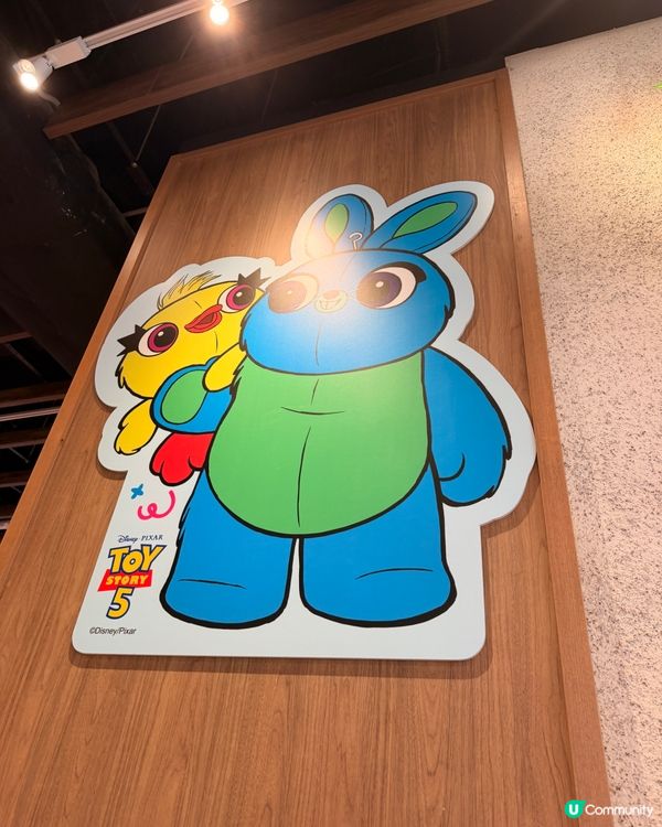 Pizza Hut x 反斗奇兵主題概念店🤩!!!