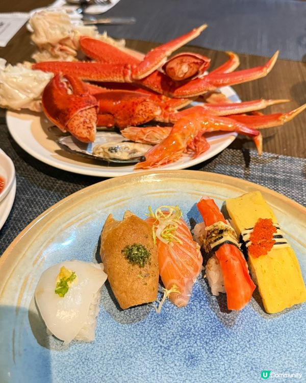 【 款式選擇豐富的自助晚餐 】