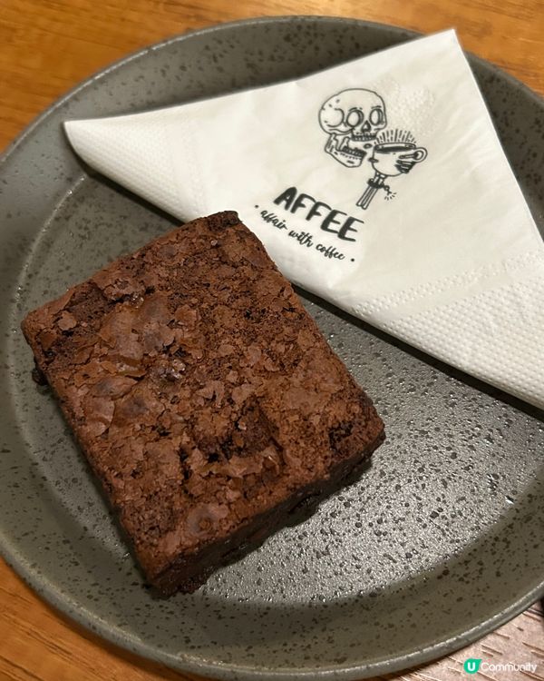 假日來到鰂魚涌一間cafe 有台灣漫活氣息 ,小店新搬到海光...