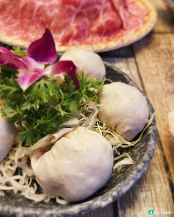 🍲4款湯底一次試齊!一班朋友圍爐打邊爐太滿足