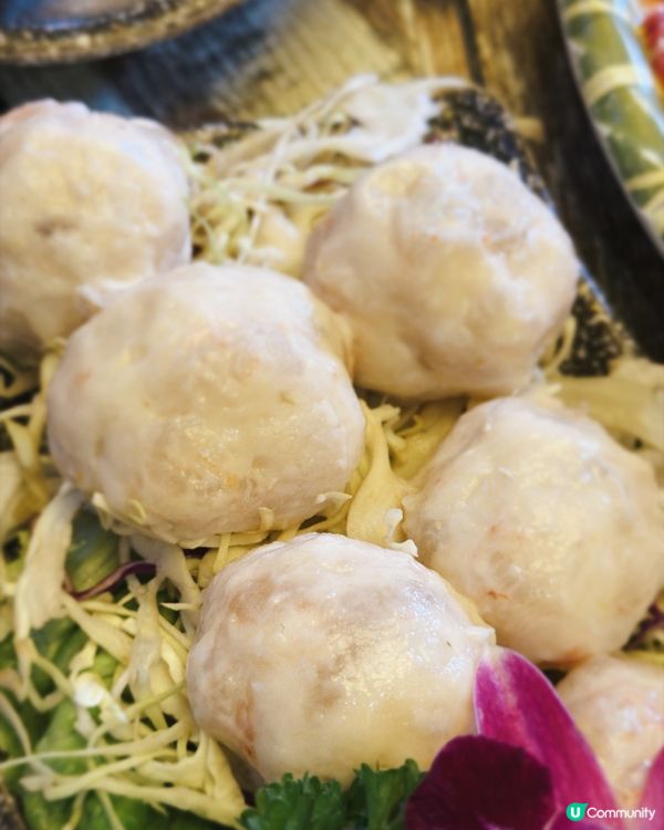 🍲4款湯底一次試齊!一班朋友圍爐打邊爐太滿足