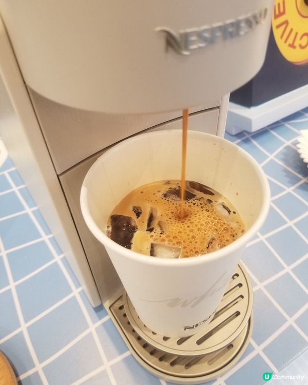 椰子菠蘿咖啡