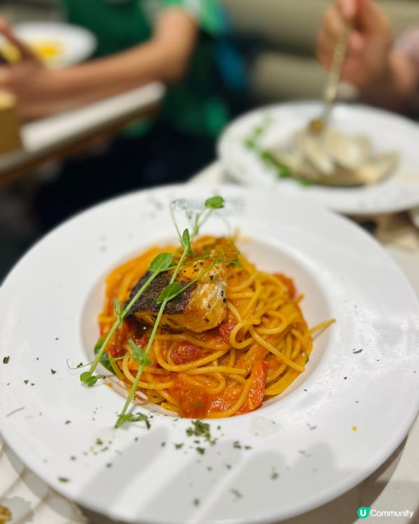 🥳 朋友生日飯局！🍖🍝🍰 離地鐵超近！