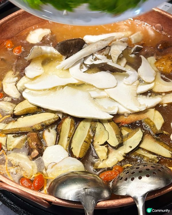 大理古城必食 野生菌火鍋圍爐烤肉