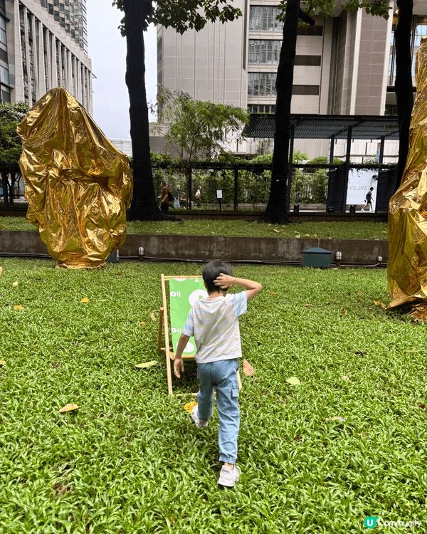 來油街沖一個靚涼，和享受陽光吧